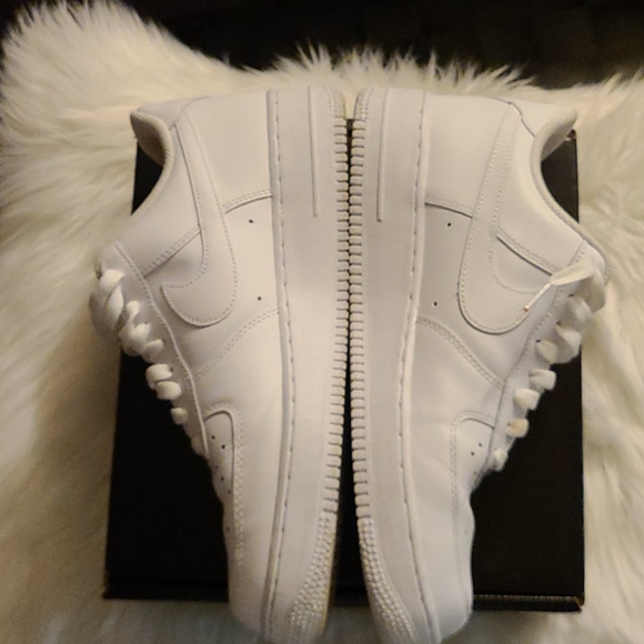 🎈🎉 Nike Air Force 1🎈🎉 Uptown's 💪🏾 - Picture 6 of 7